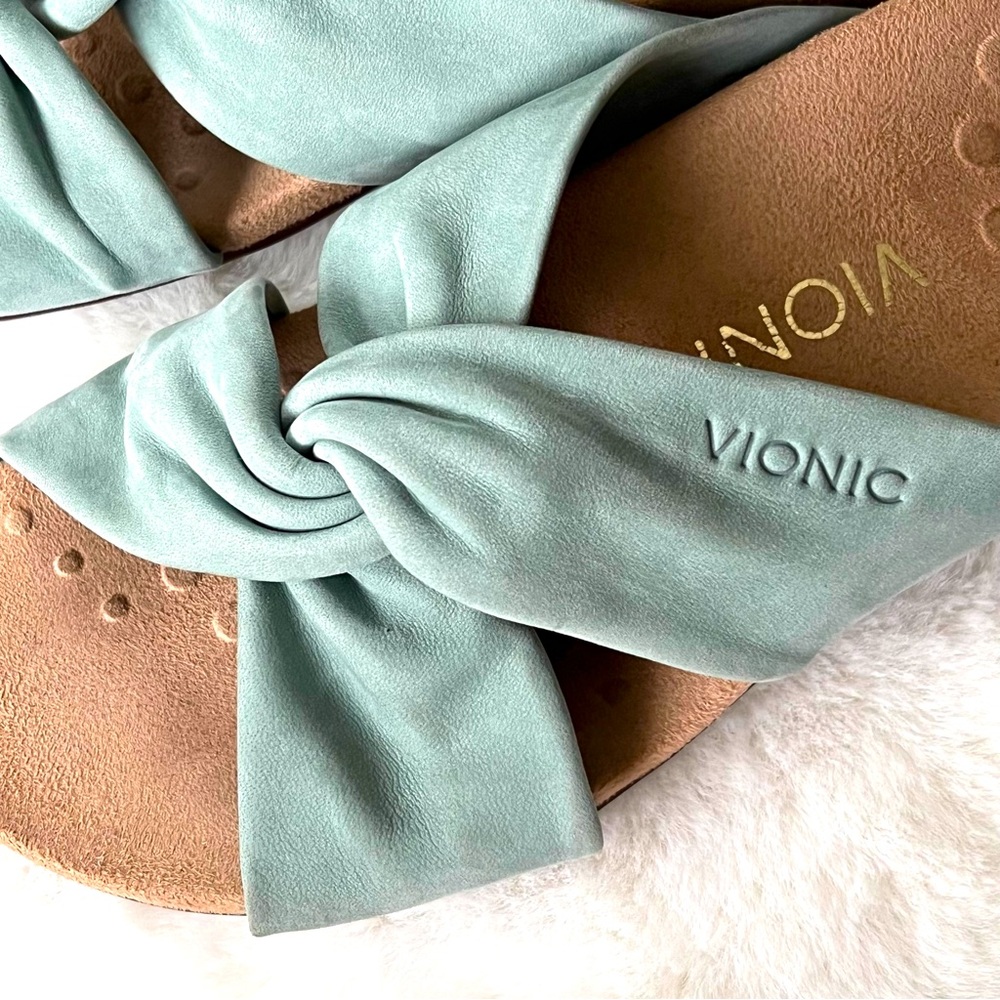 Vionic Shelley Slide Sandal Mint Color Soft Buttery Suede Size 6 - Picture 4 of 13